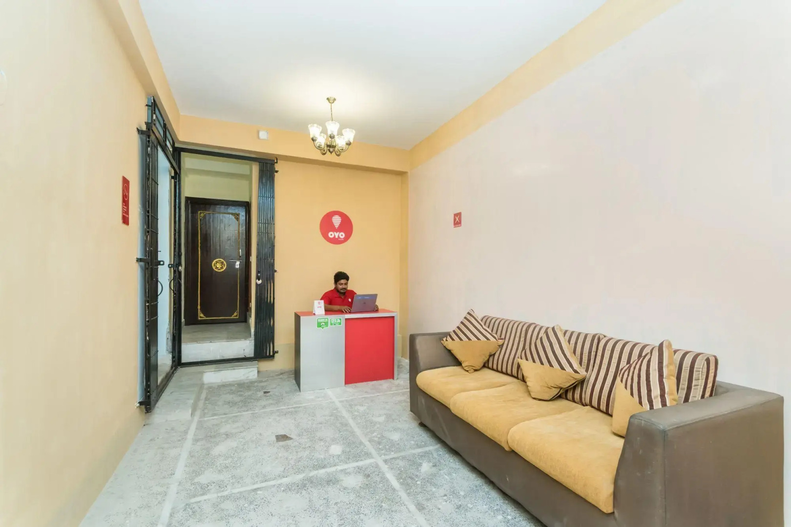 Bellanzo Guest House By OYO Rooms