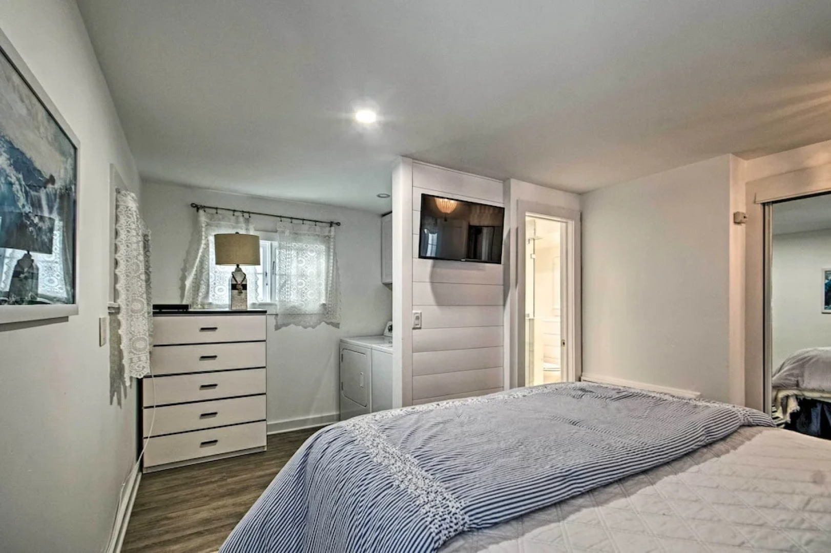 Cozy Ocean Grove Beach Retreat: Walk to the Coast!