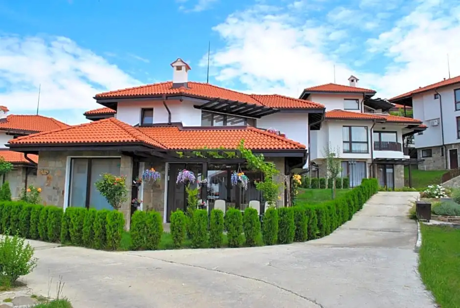 Bay View Villas - Luxury Villas & Apartments