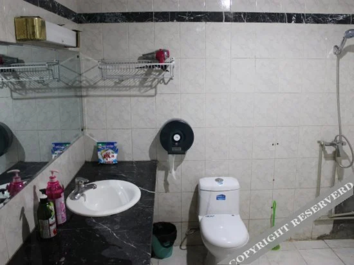 Chengdu Honeycomb Capsule Inn