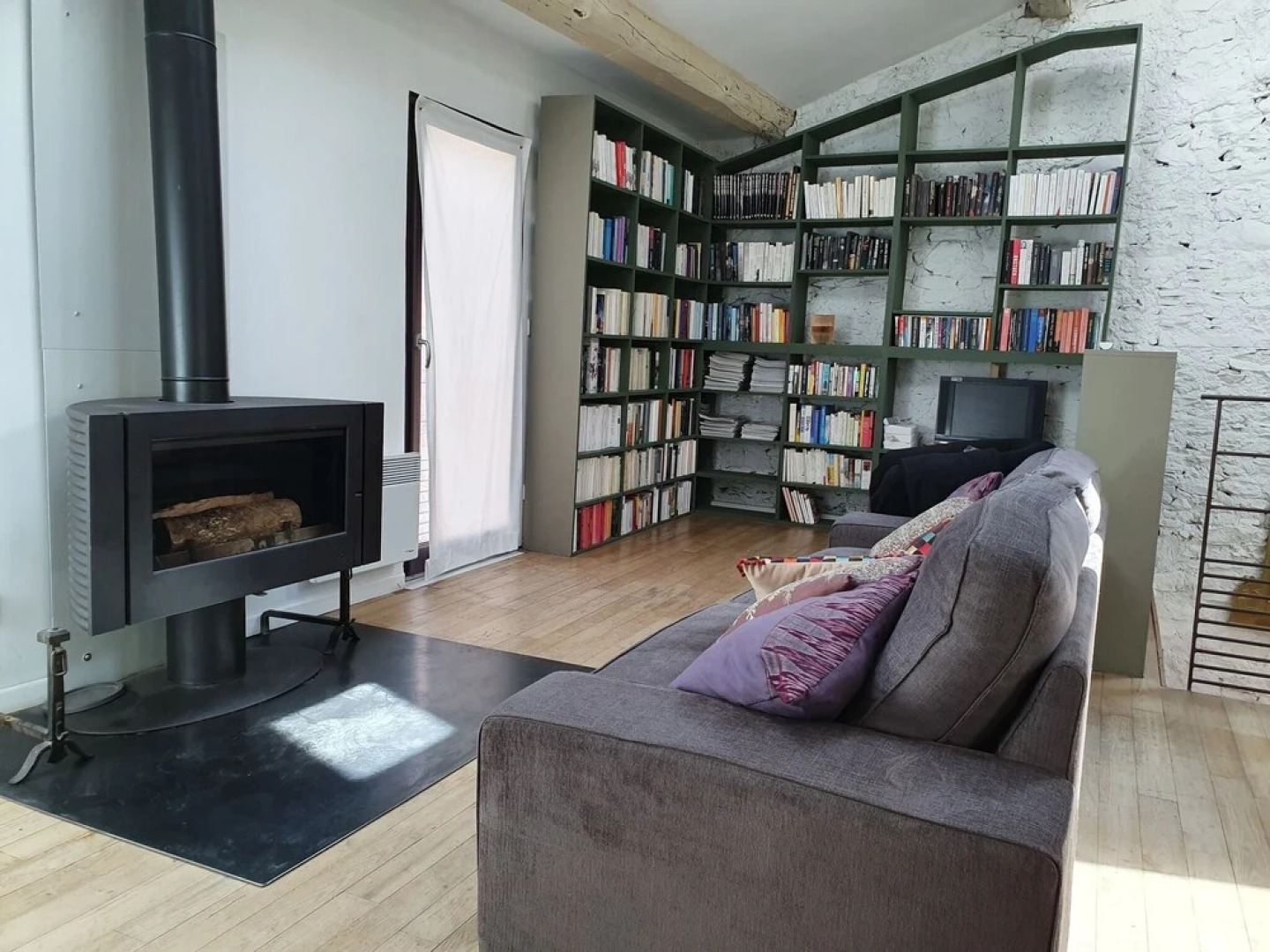 Modern Holiday Home in Olonzac with Private Swimming Pool