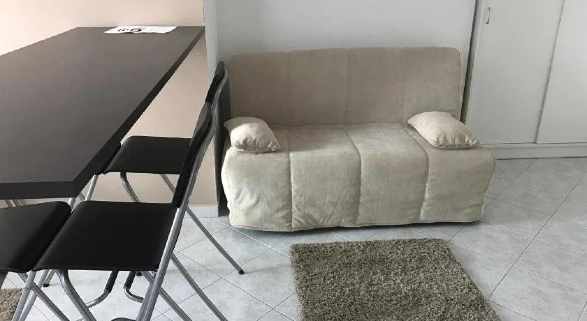 Hollik Apartmanház
