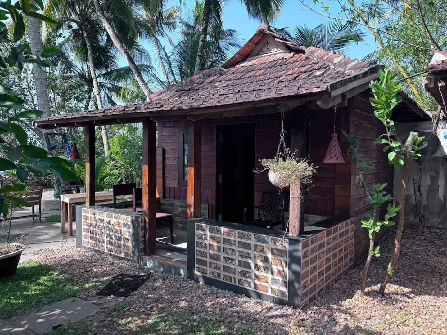 Karmaliz Casa Del Lake