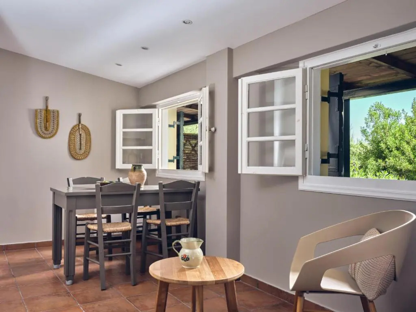 Lithalona Villas & Houses