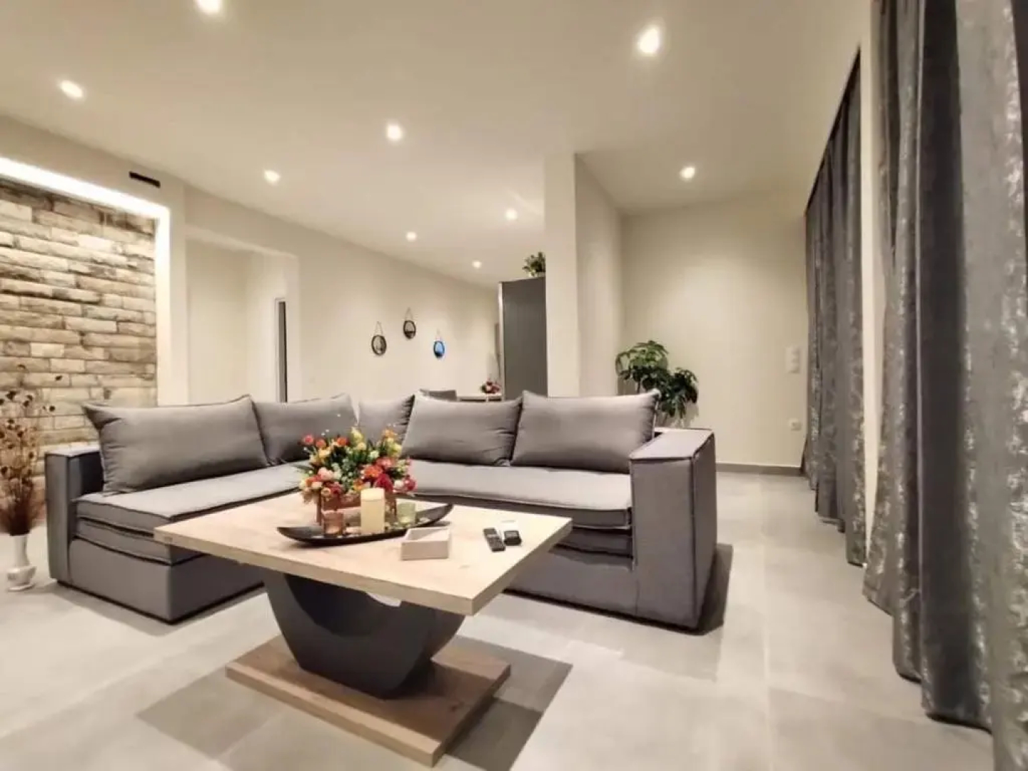 Aqua Luxury Suites Roda