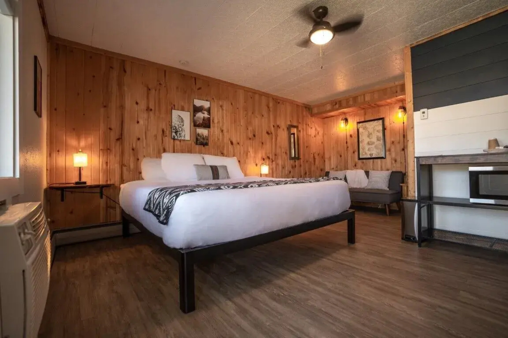 Columbia Point Resort