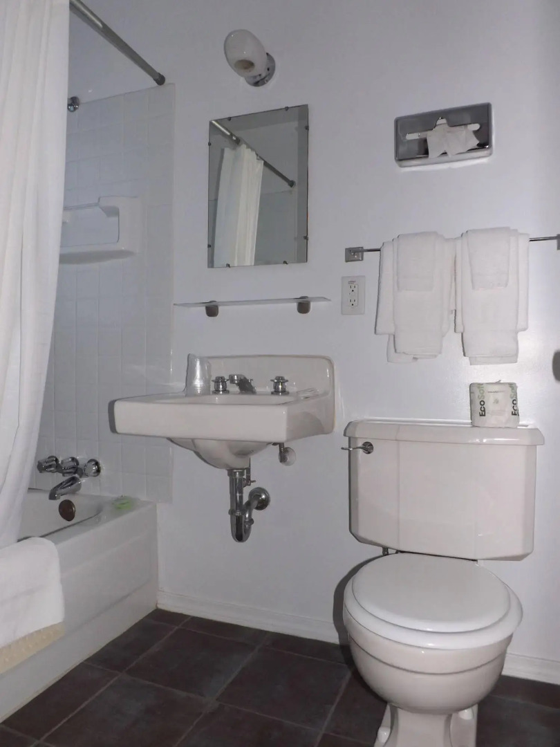 Bells Motor Lodge Motel - Spearfish