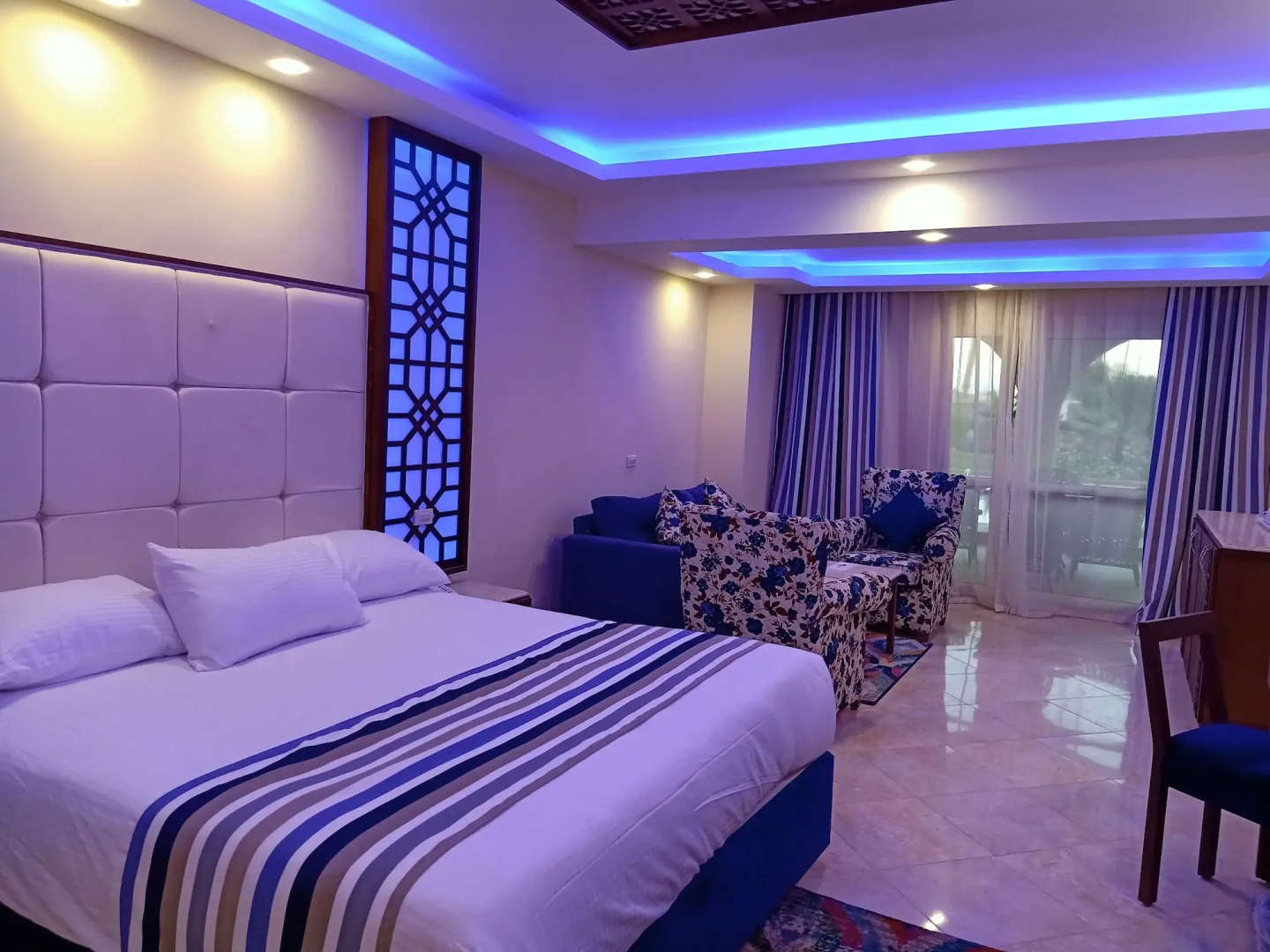 Отель Sea Beach Edge By Rotana
