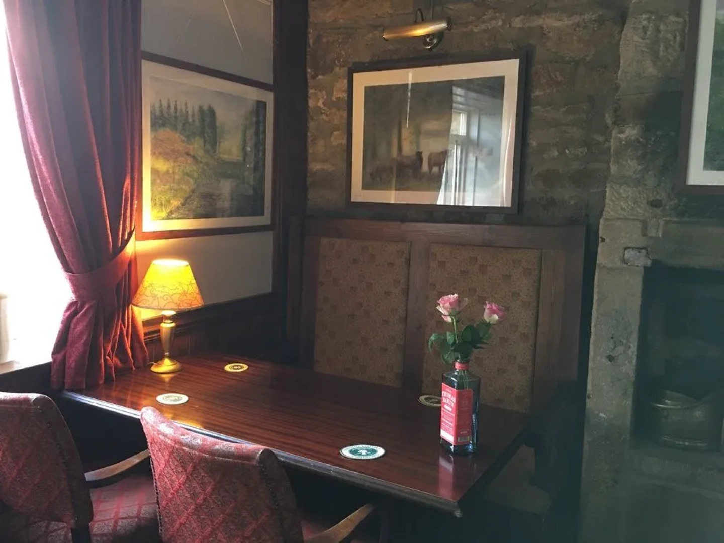 The Hare and Hounds Country Inn