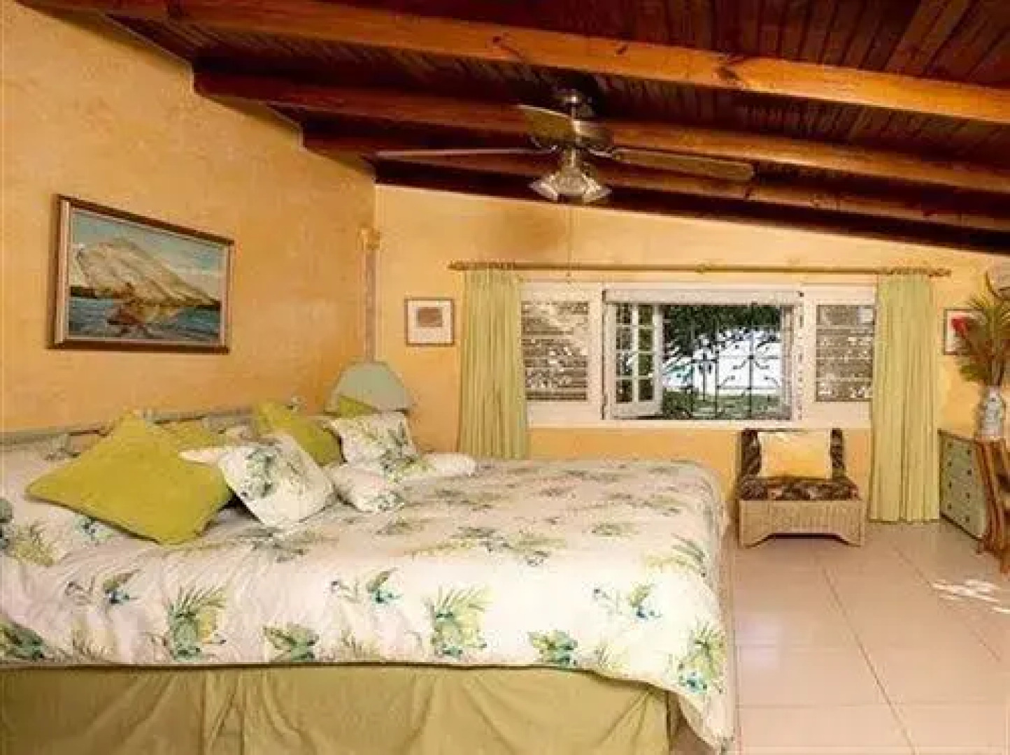 Paradise Fantasy Beachfront Villa