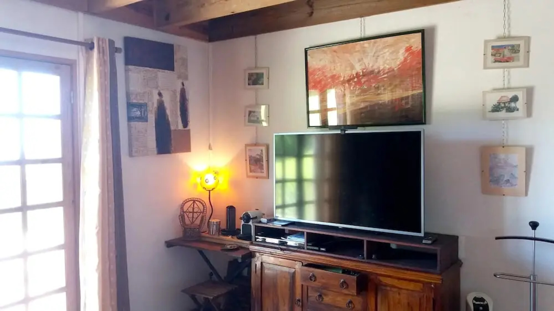 Studio in La Montagne, With Wonderful sea View, Pool Access, Enclosed