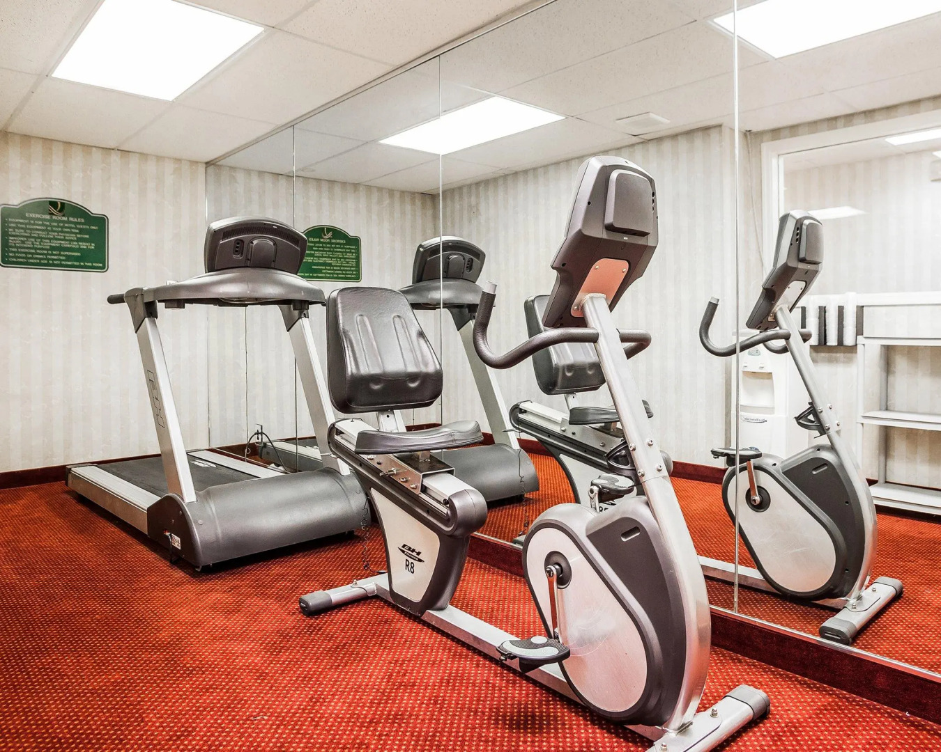 Quality Inn & Suites Des Moines - Merle Hay Road