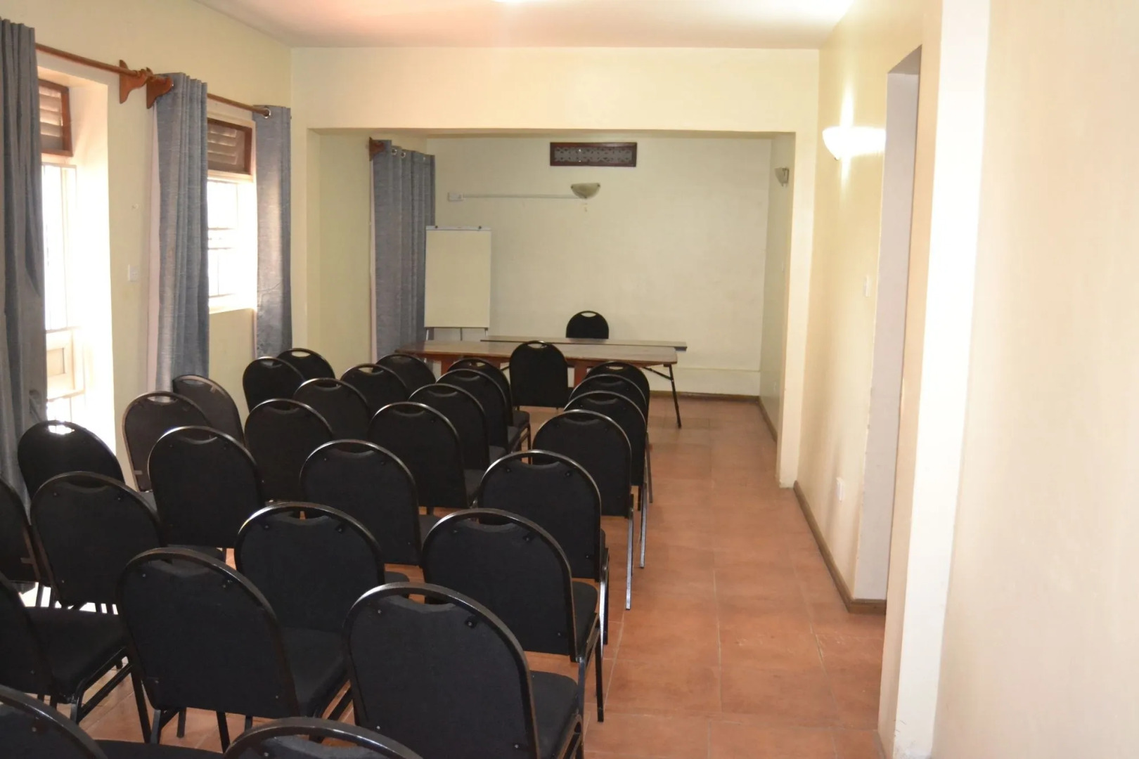 Raja Excelsior Hotel