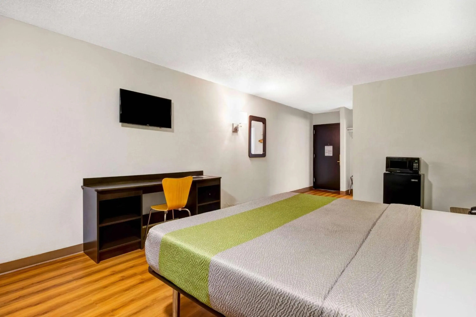 Motel 6 Indianapolis, IN