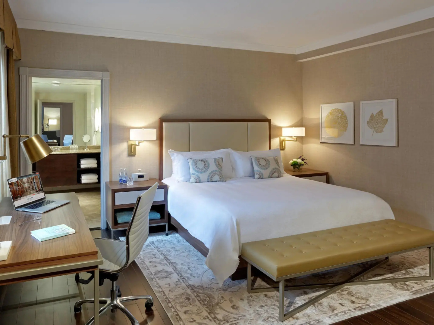 The Lord Nelson Hotel & Suites