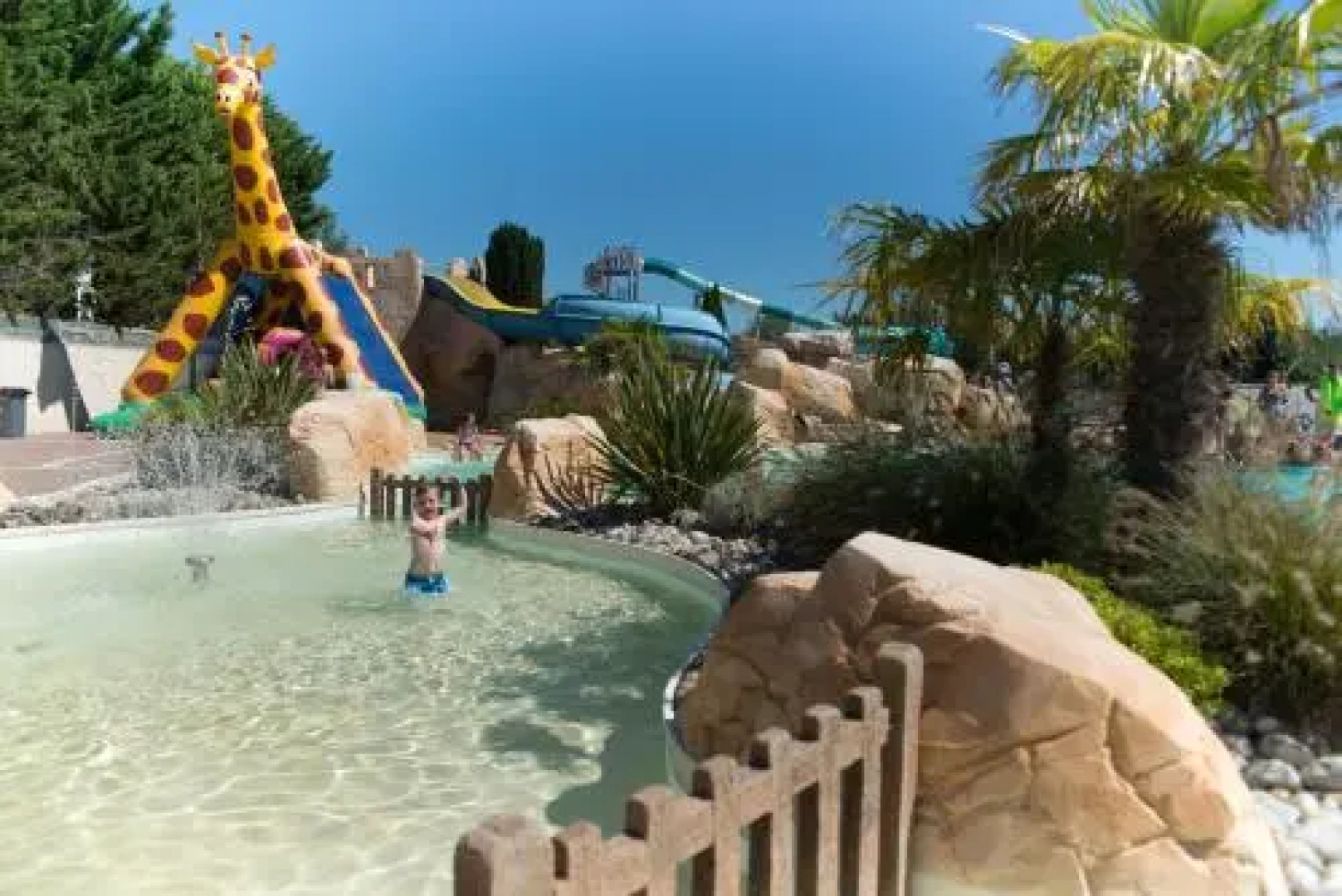 Camping Le Bois Joly