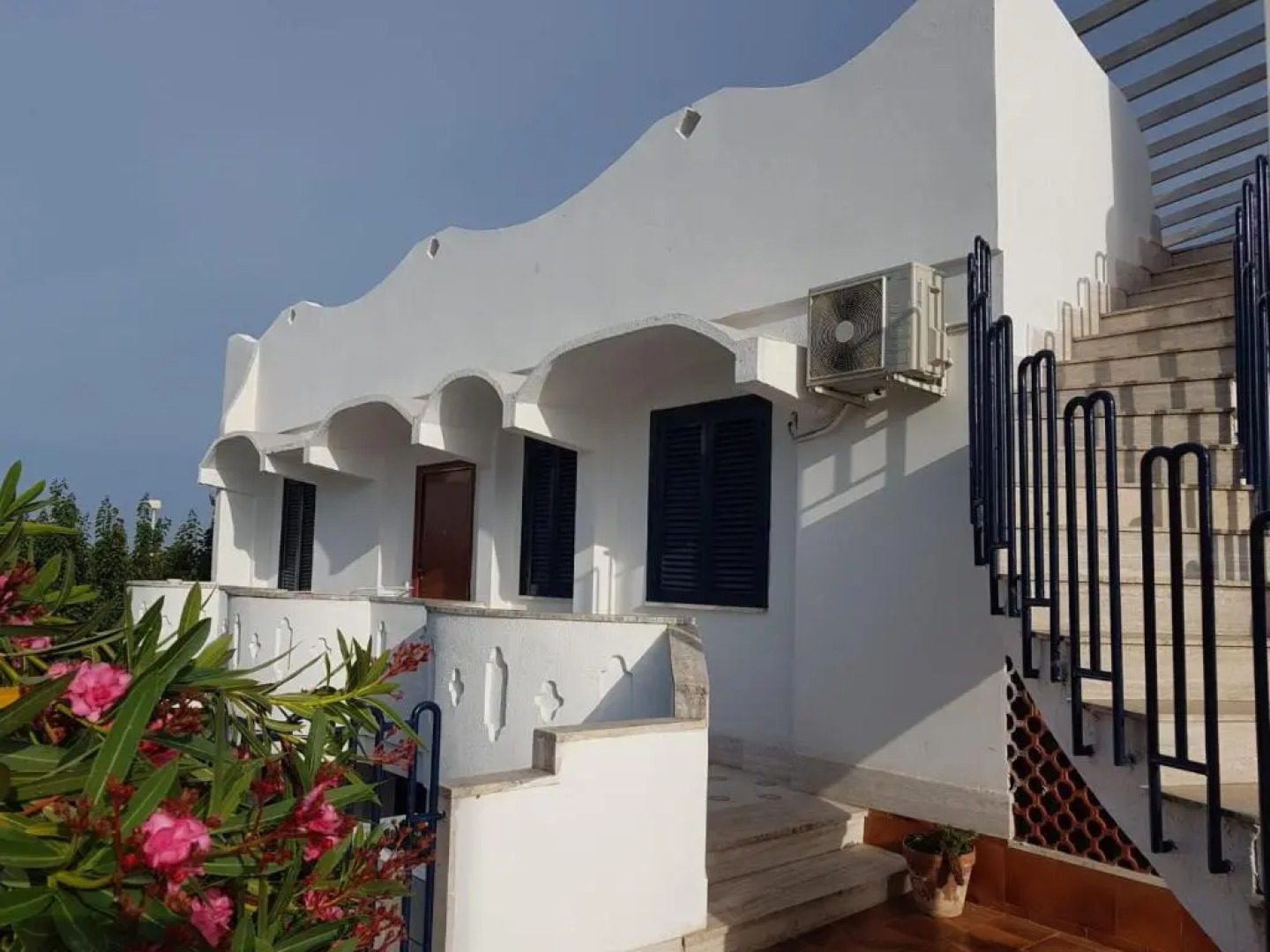 Villa Giada-8 appartamenti