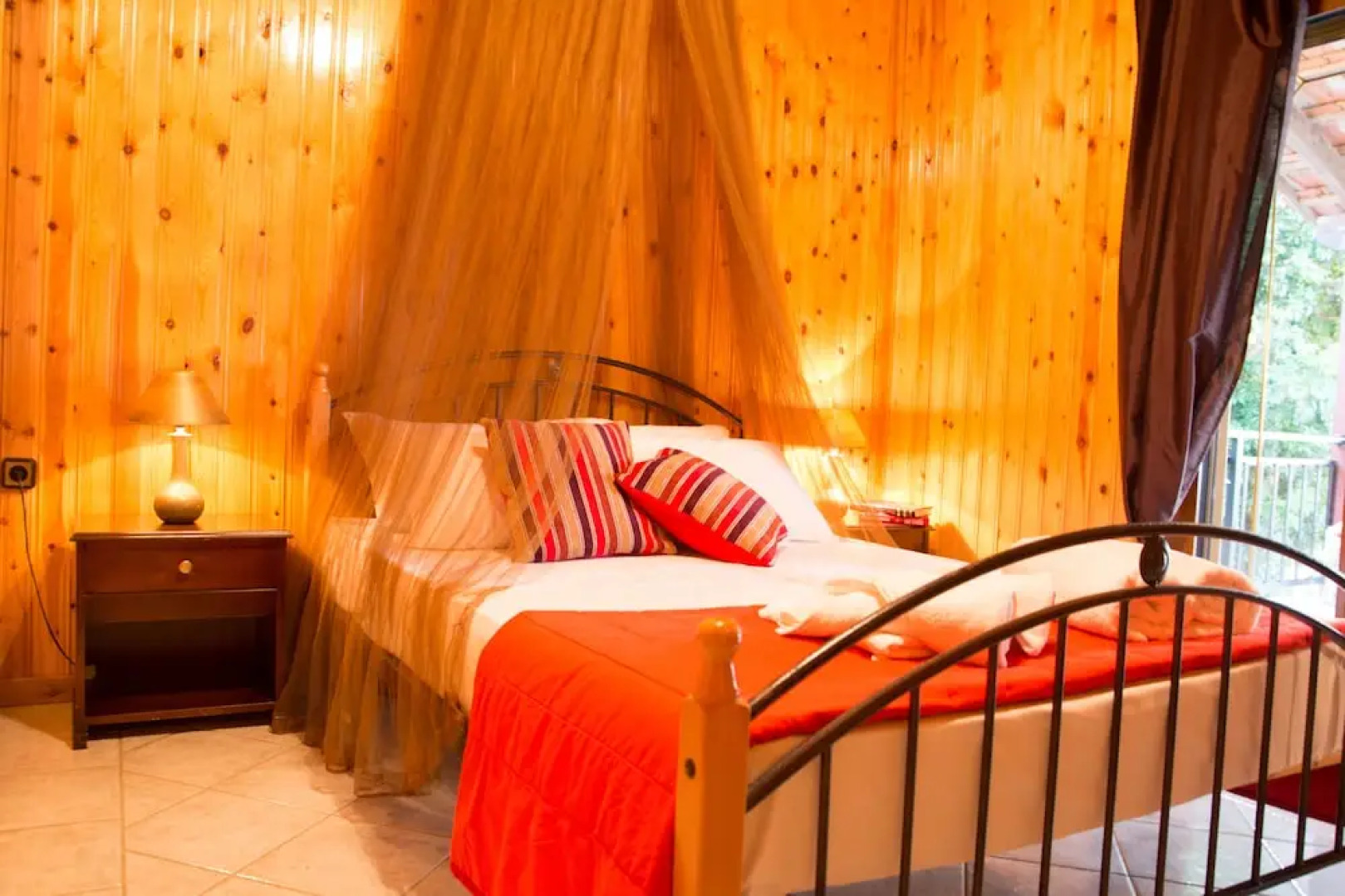 Kallisti Private Home