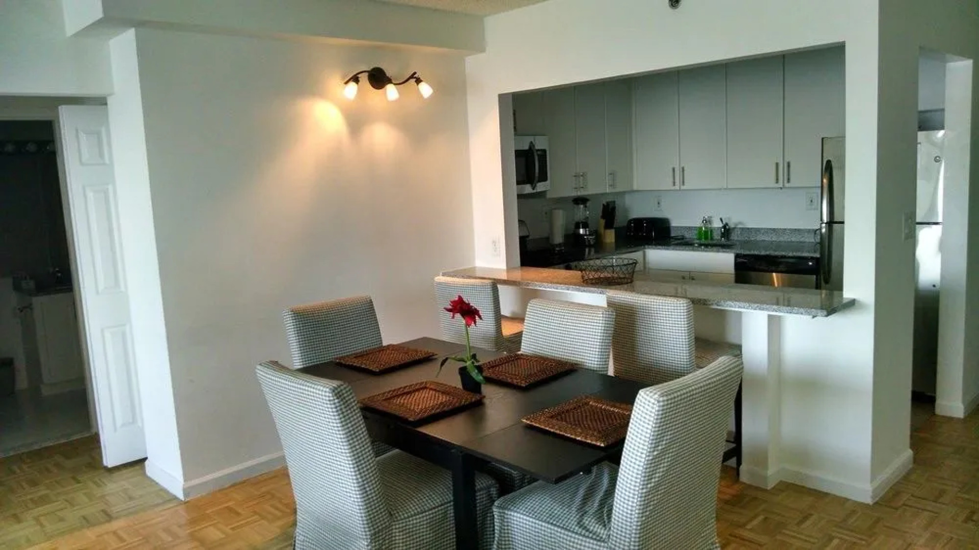 Cesar Suites at River Court