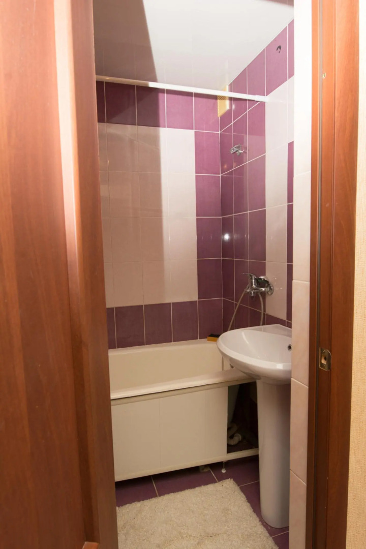 Мода в доме на проспекте Абая 105