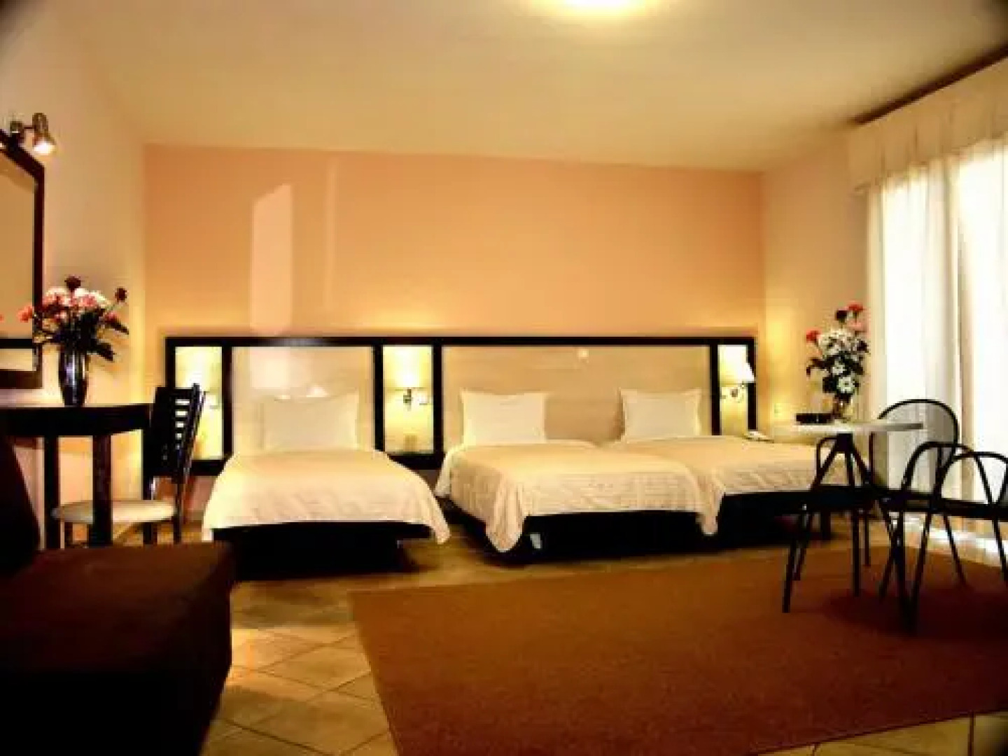 Batselas Traditional Hotel