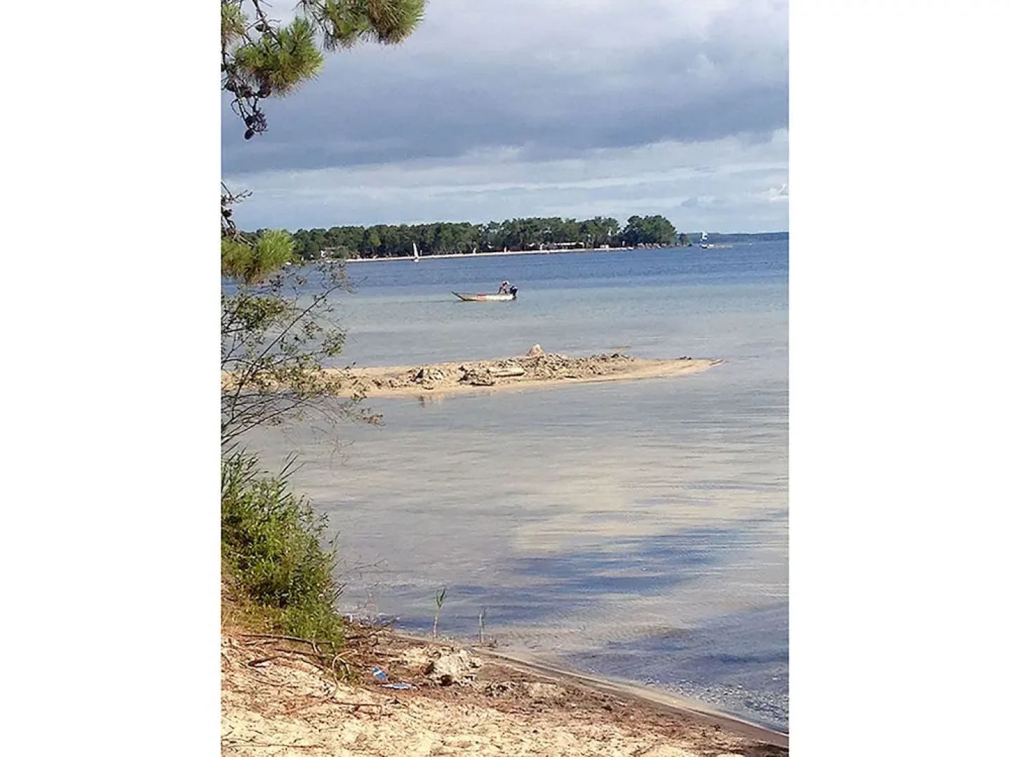 Luxurious Holiday Home in Gironde With Private Garden