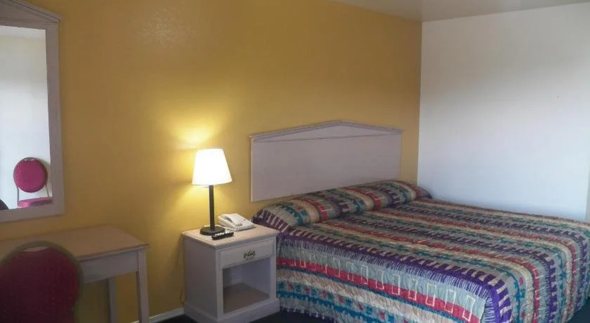 Sleepy Traveler Motel