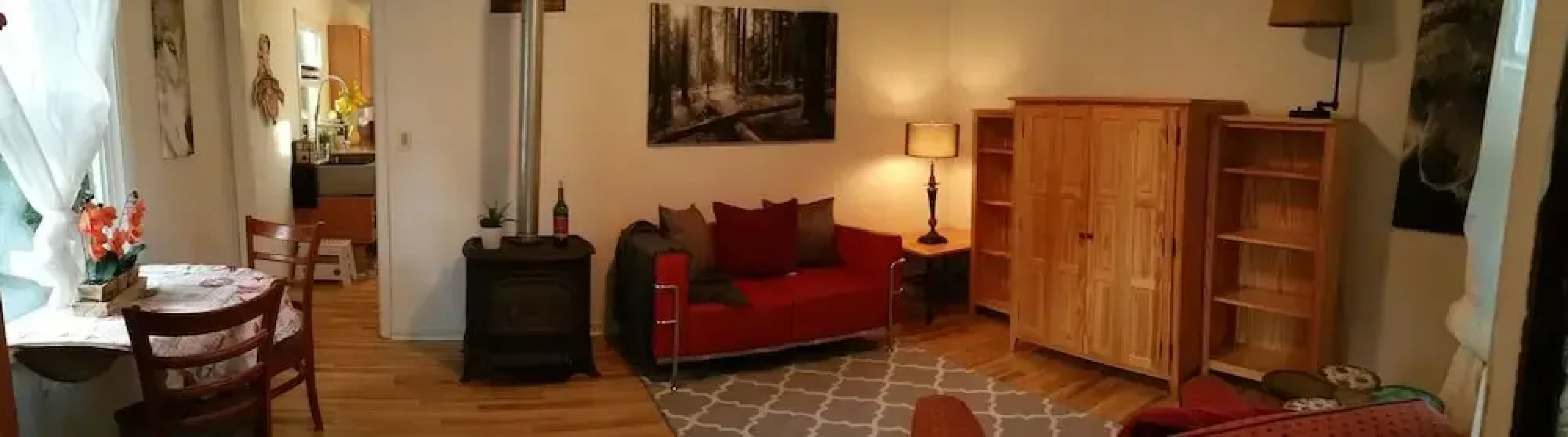 Cute Smarthouse Granite Close to Lake 1