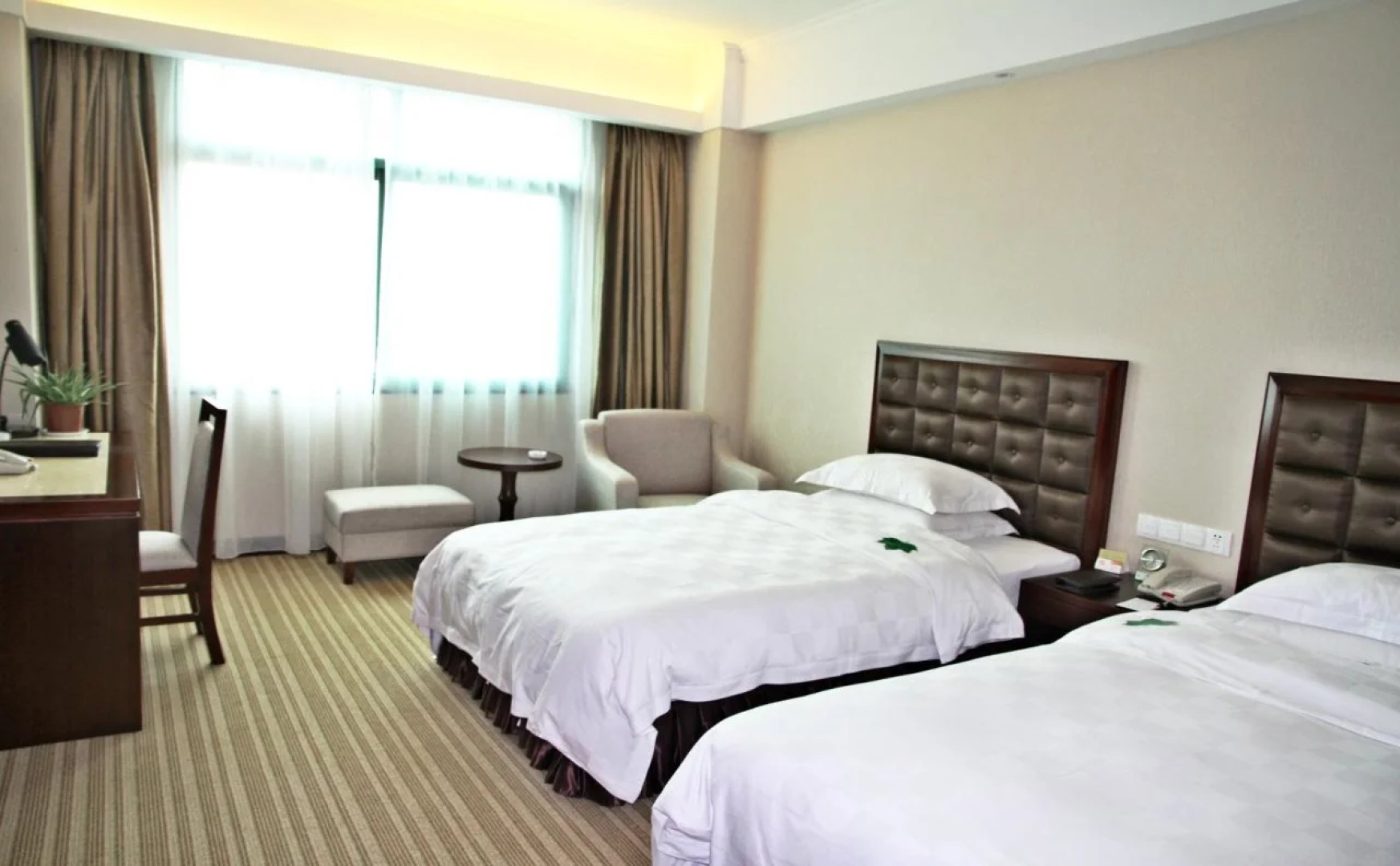 Yiyang Huatian Hotel