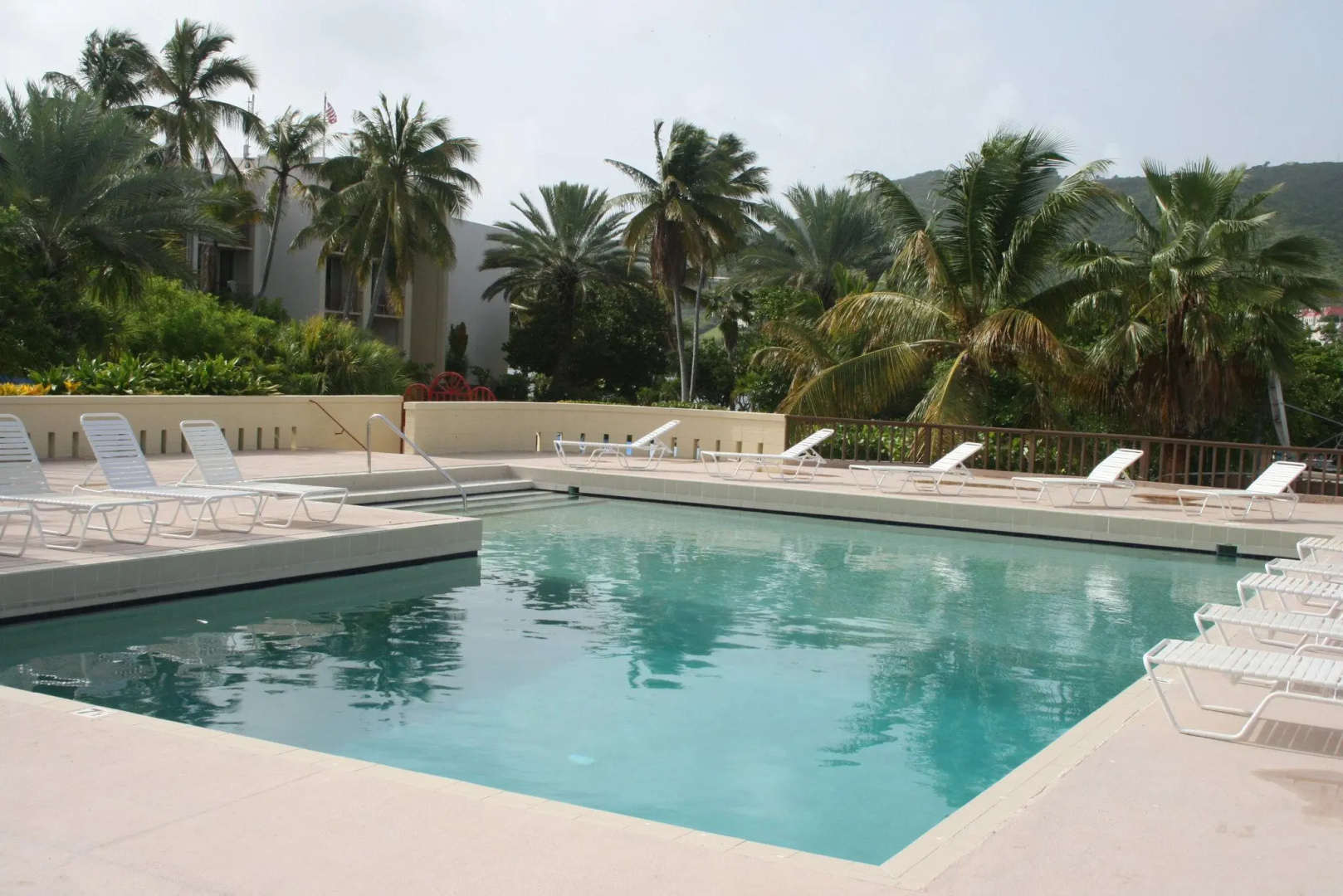 Hotel on the Cay
