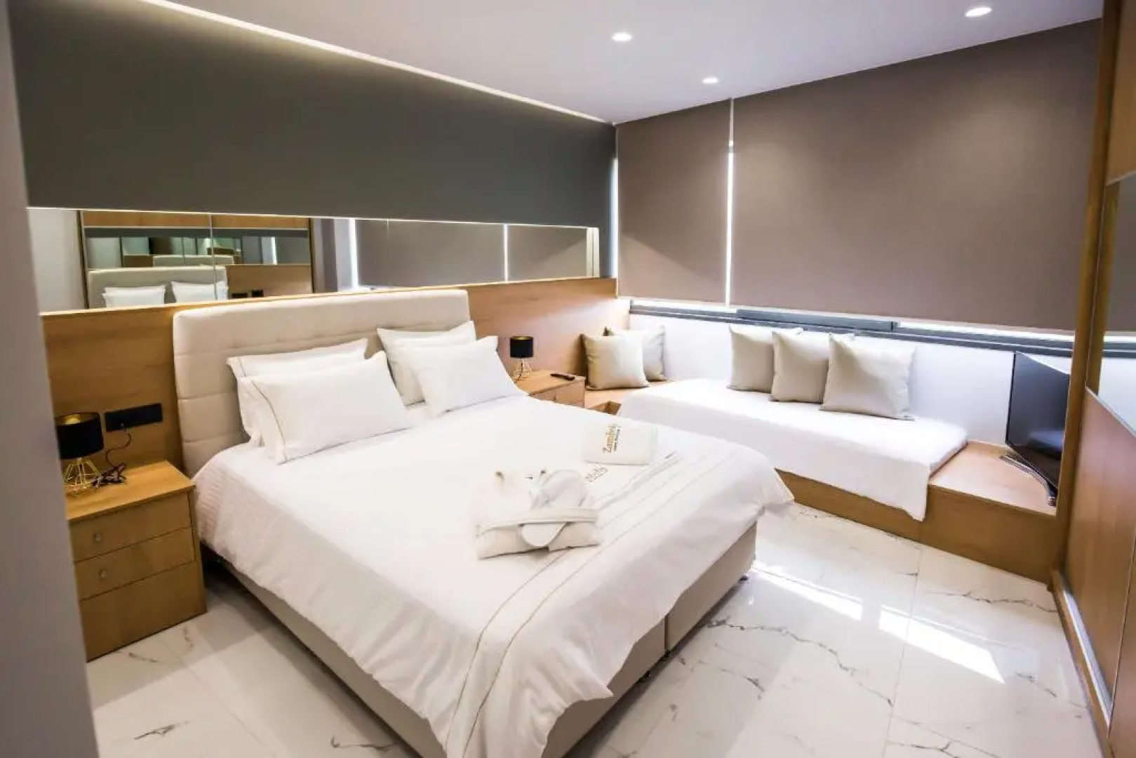 Zambelis Athens Penthouse Spa