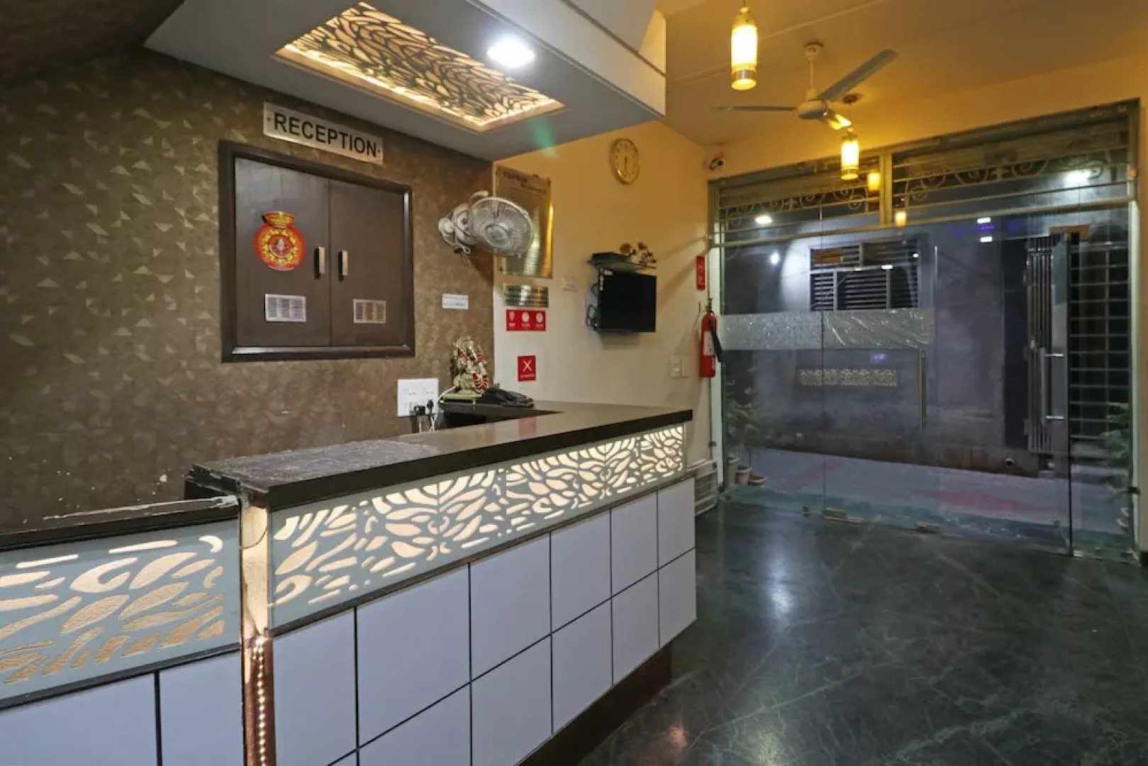 OYO 10414 Hotel Tushar Residency