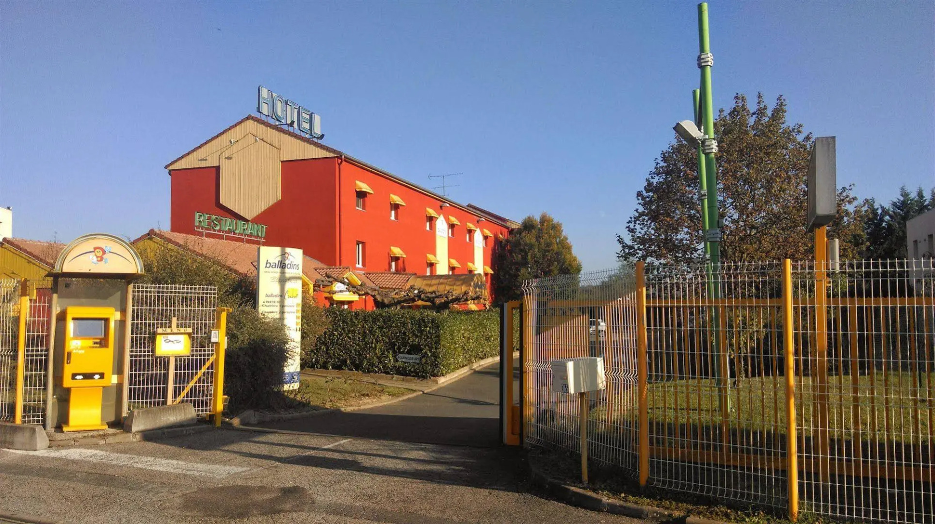 initial by balladins Lyon / Villefranche-sur-Saône