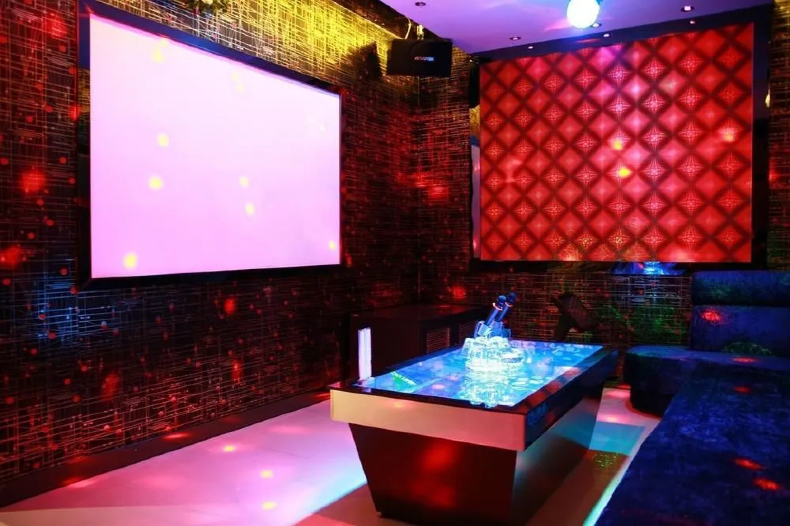 Xingtai Xinjinshan Hotel