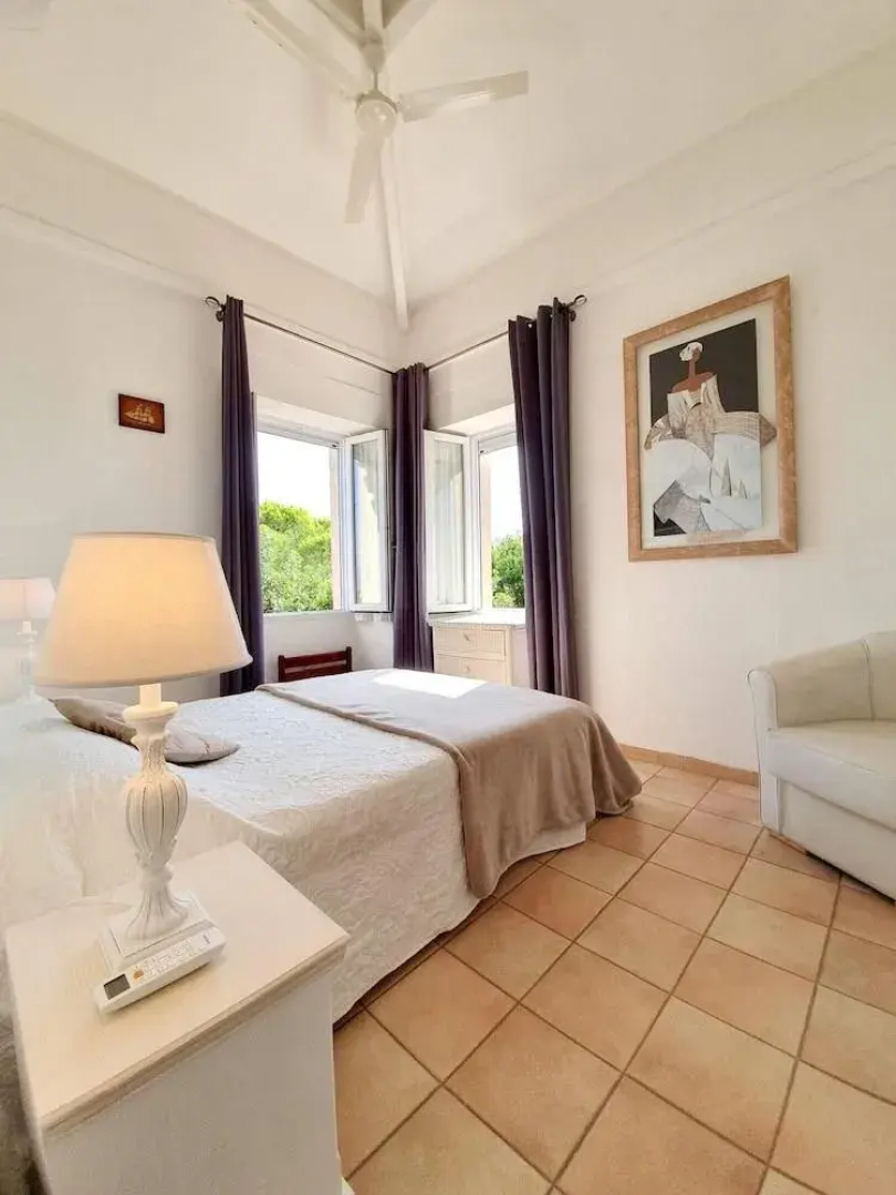 House With 2 Bedrooms in Pietrosella, With Wonderful sea View, Enclosed Garden and Wifi