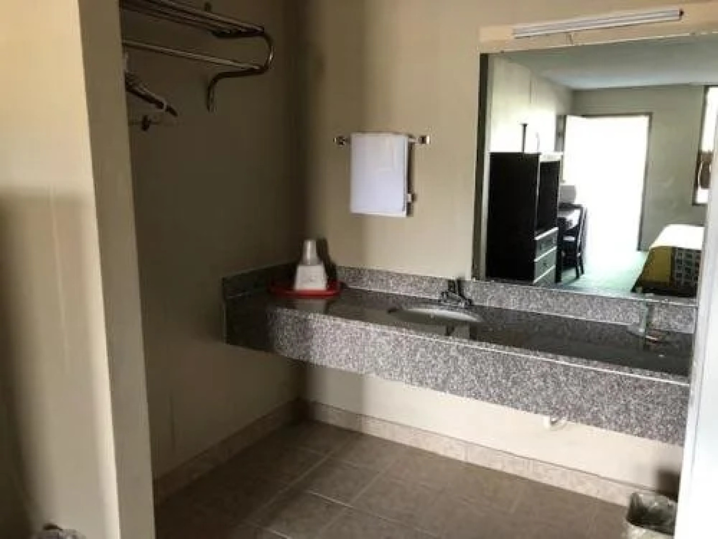 Tree Top Inn Florence