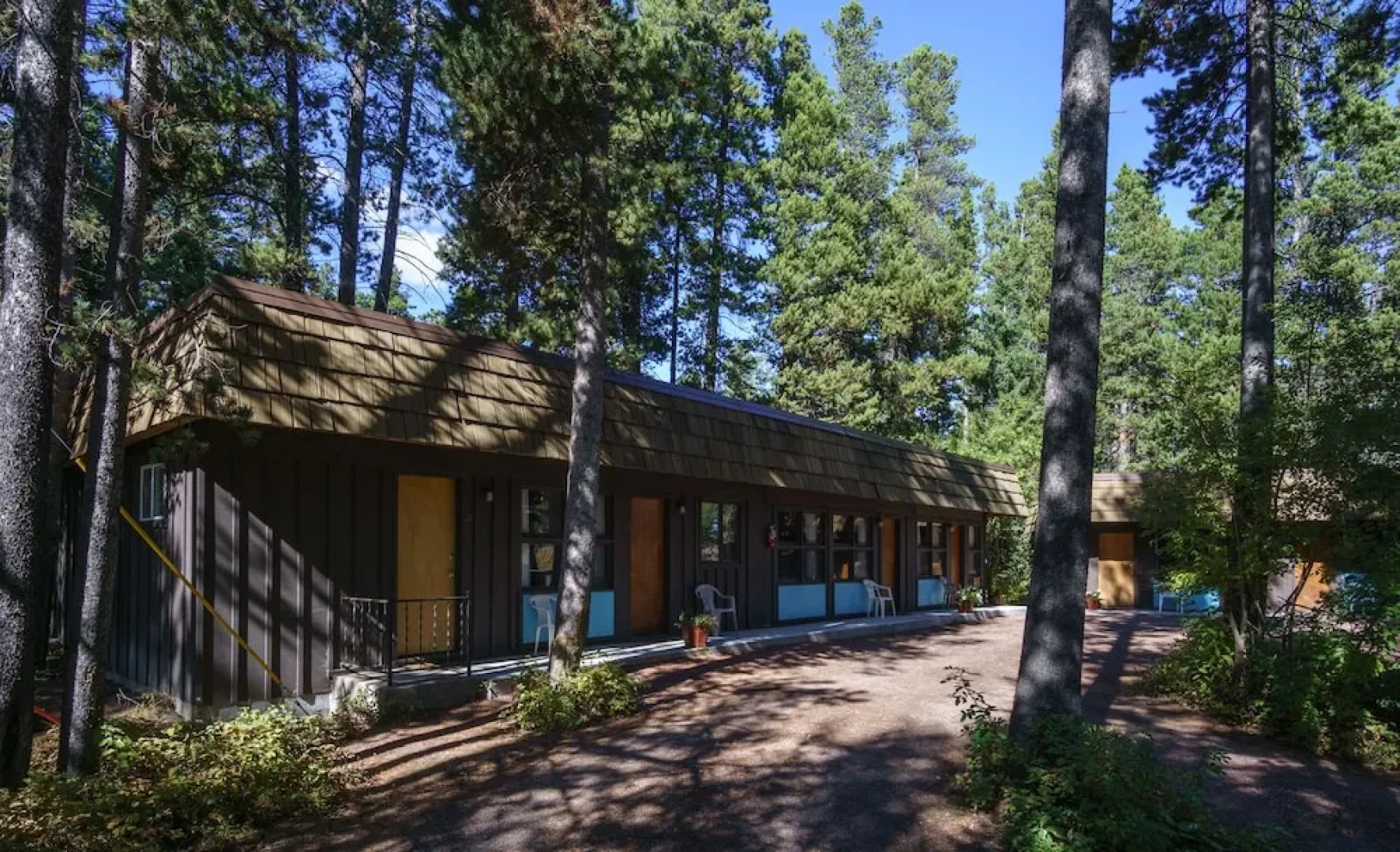 Mountain Pine Motel