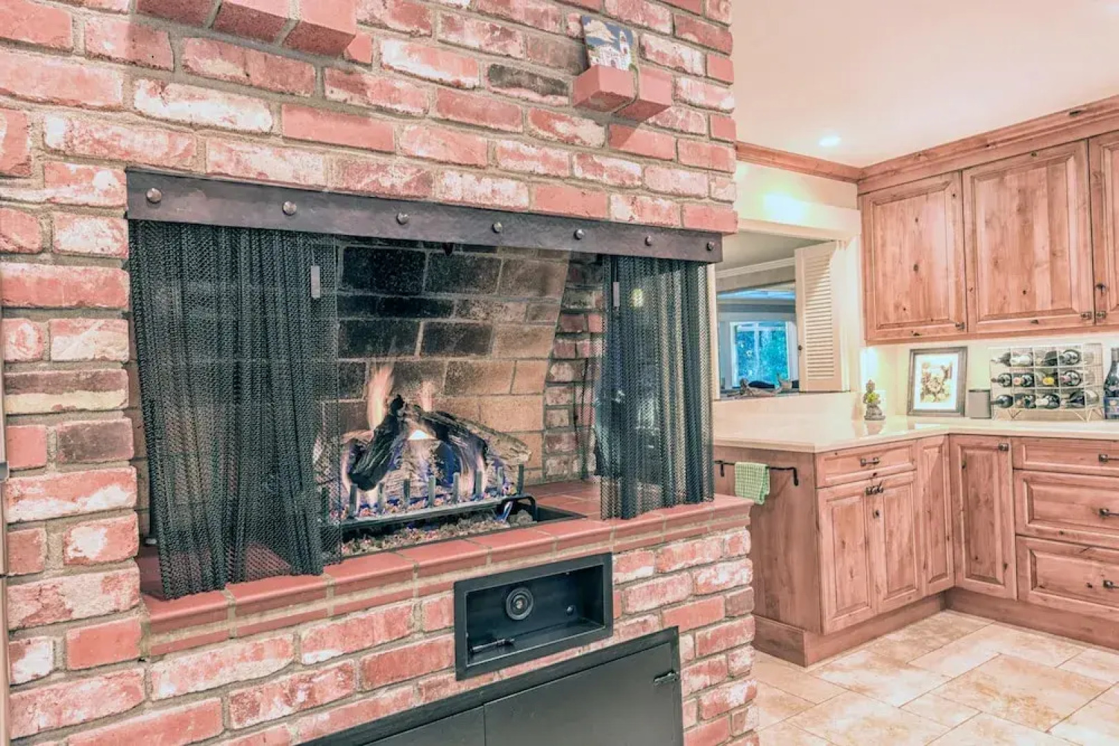 Lx47: Pebble Garden Retreat Home With Modern Kitchen