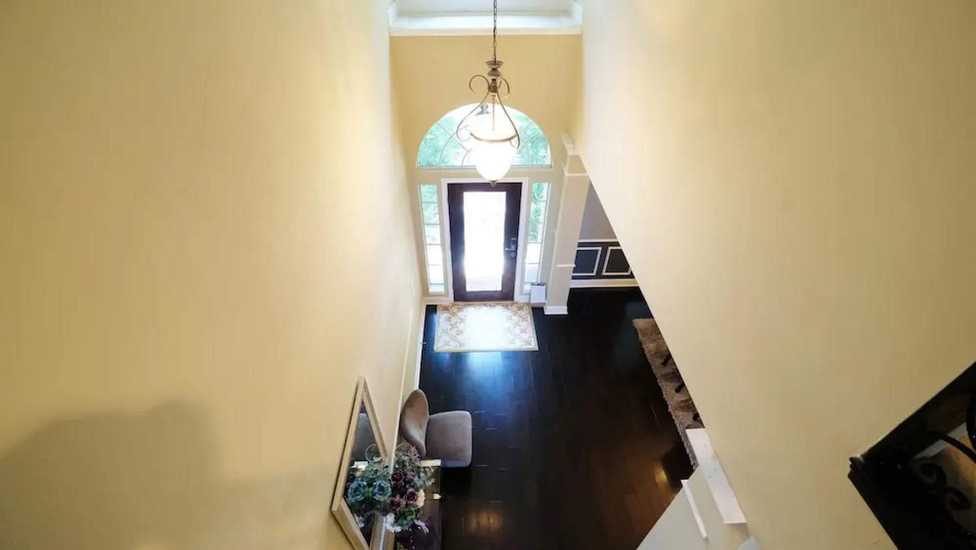 5Bdrm 3.5Bath 12Beds - HOME BIG AS TEXAS