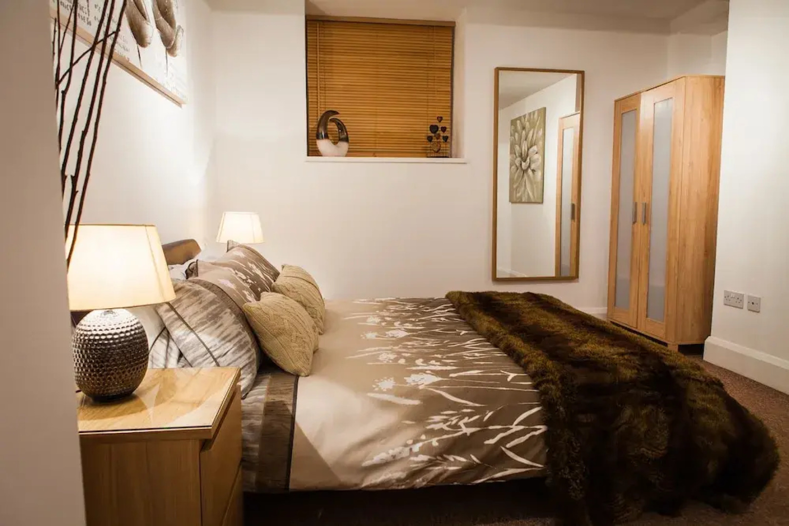 Central Suite - Simple2let Serviced Apartments