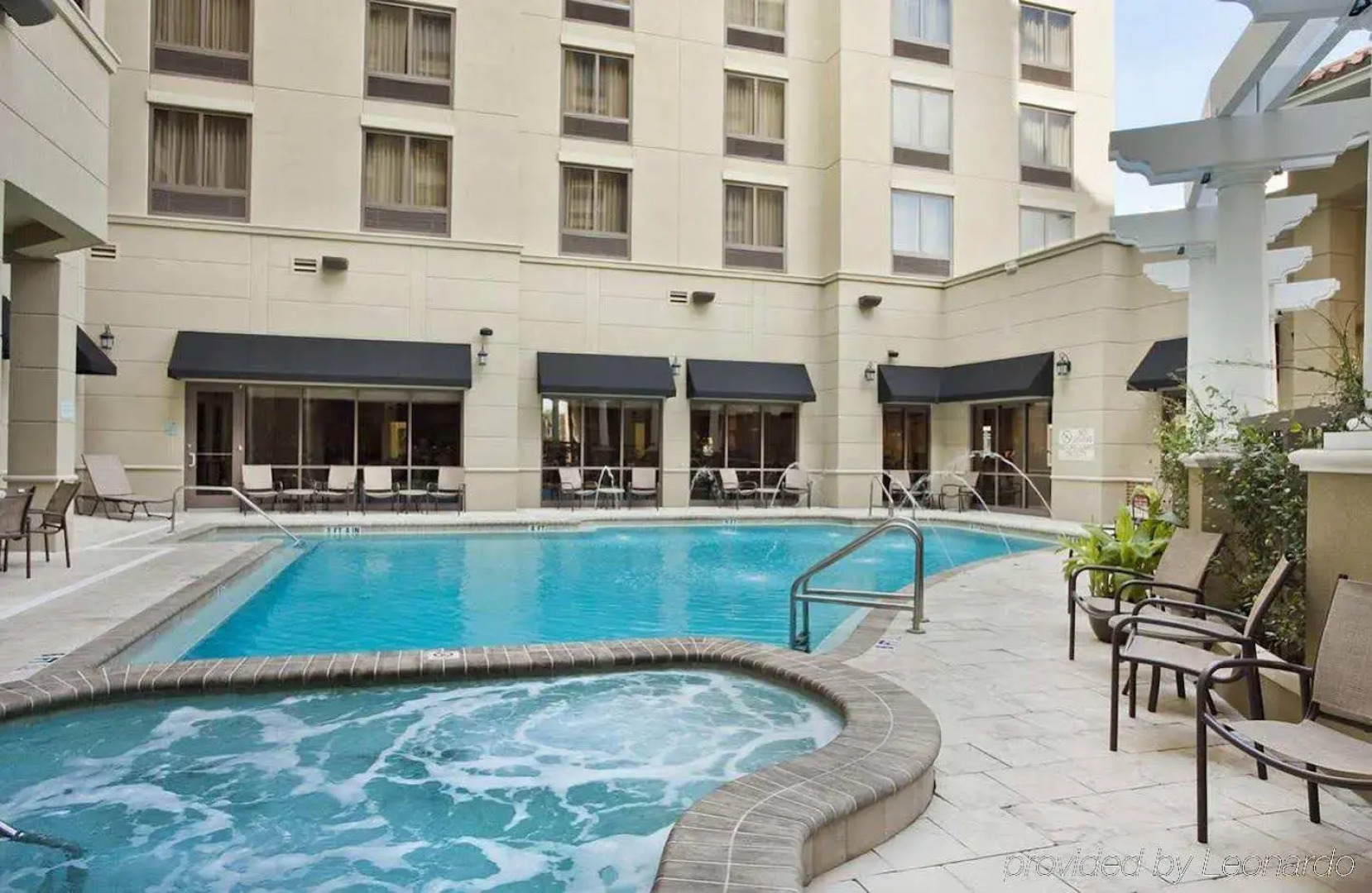 Homewood Suites by Hilton Jacksonville Downtown-Southbank