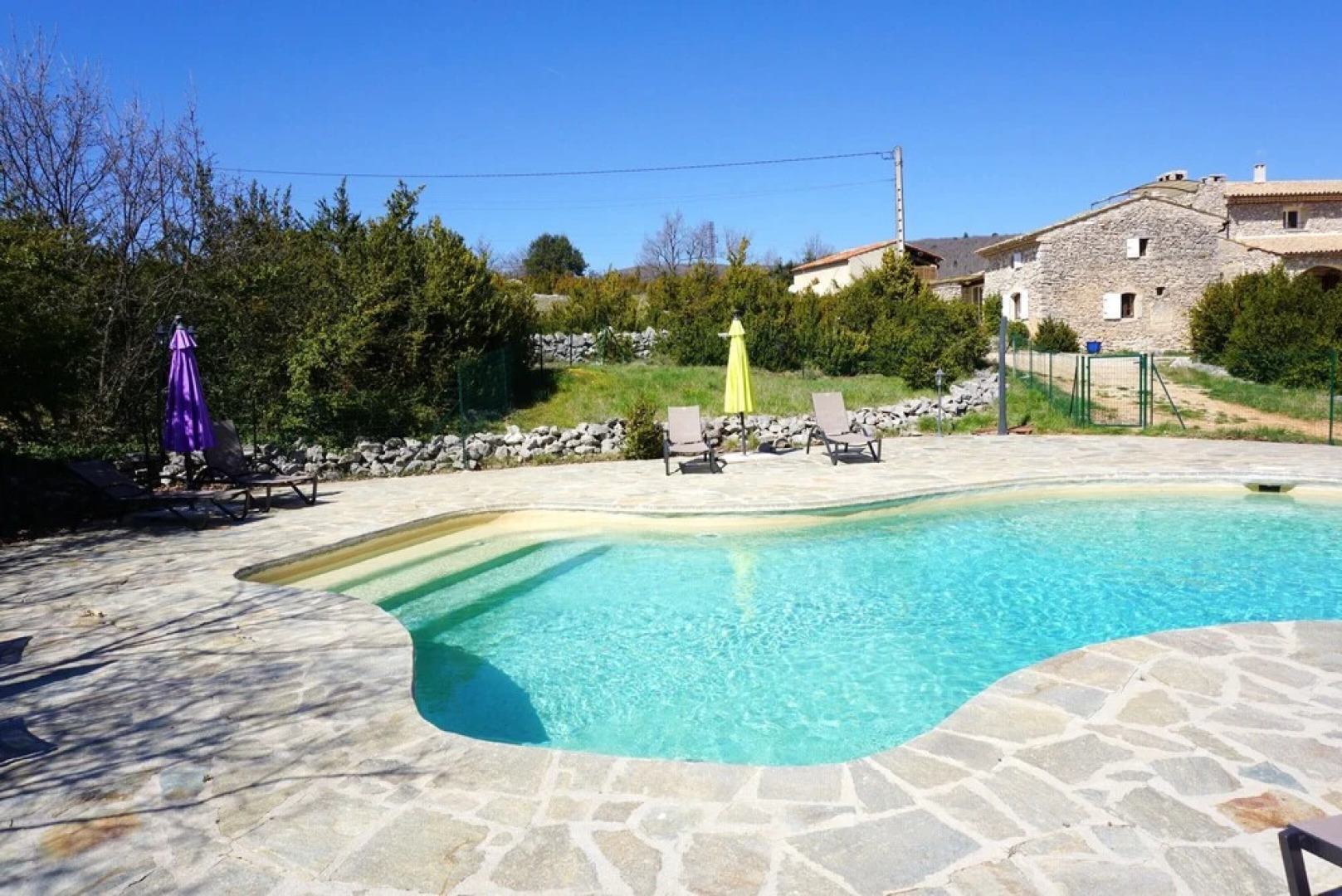 Villa With 4 Bedrooms in Simaine La Rotonde, With Shared Pool, Furnished Garden and Wifi