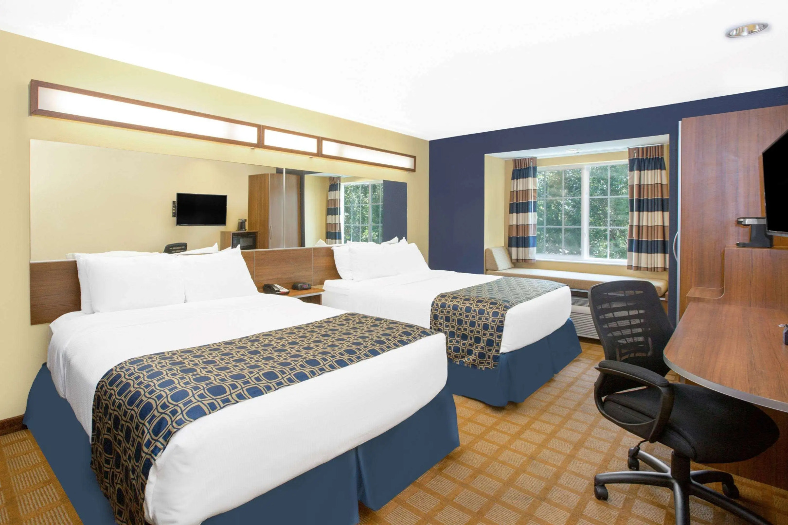 Microtel Inn & Suites by Wyndham Kearney
