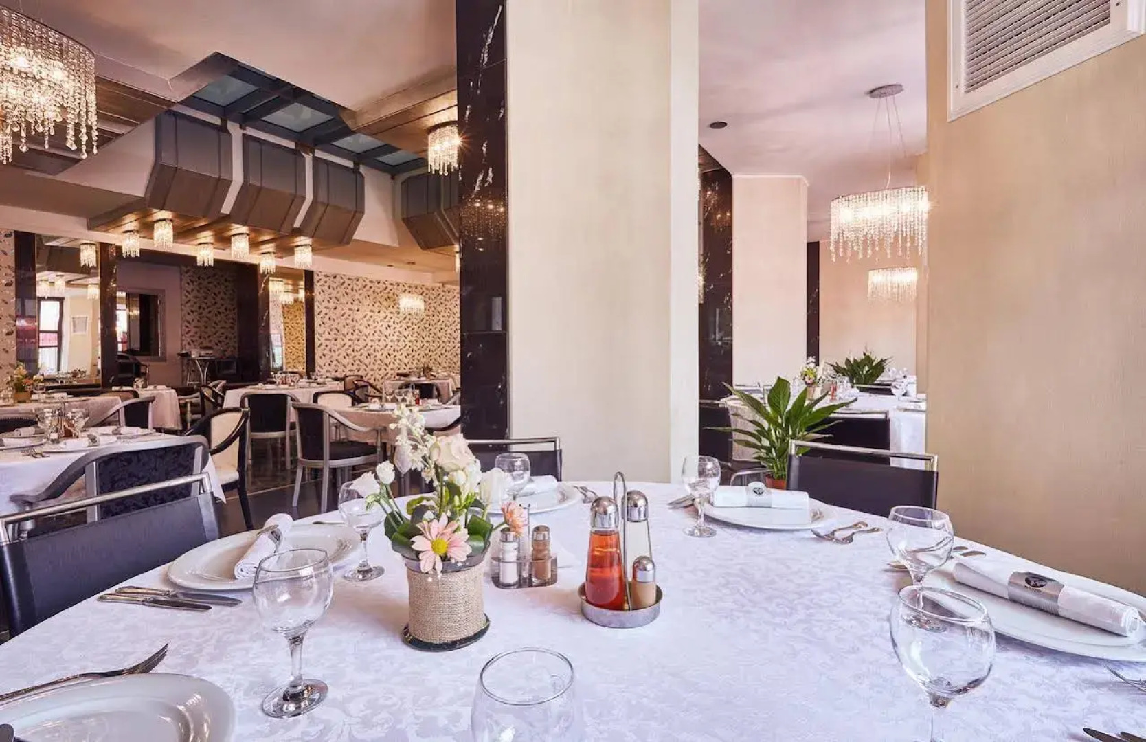 Continental Forum Tirgu Mures