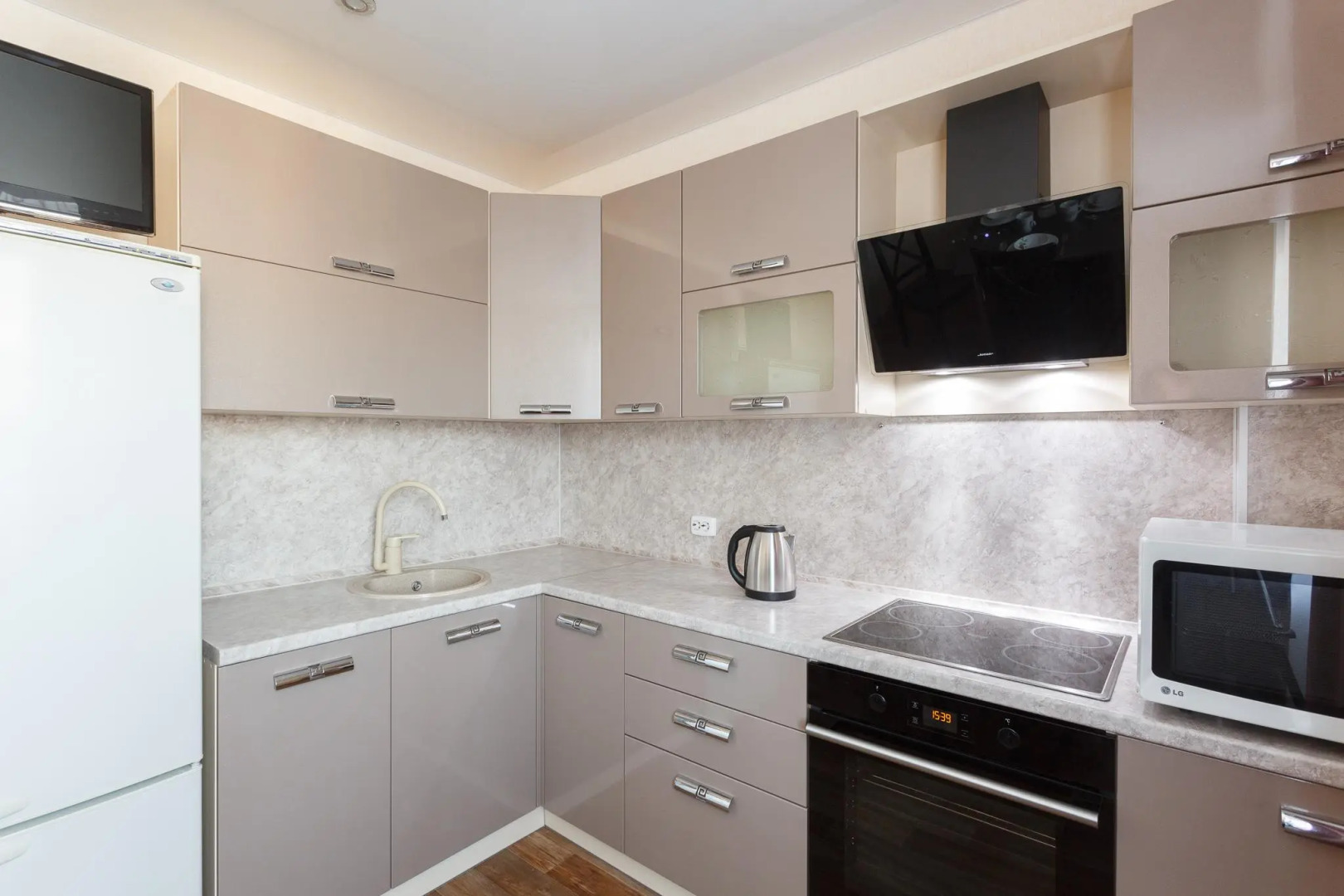 Живи уютно на проспекте Октябрьский 82