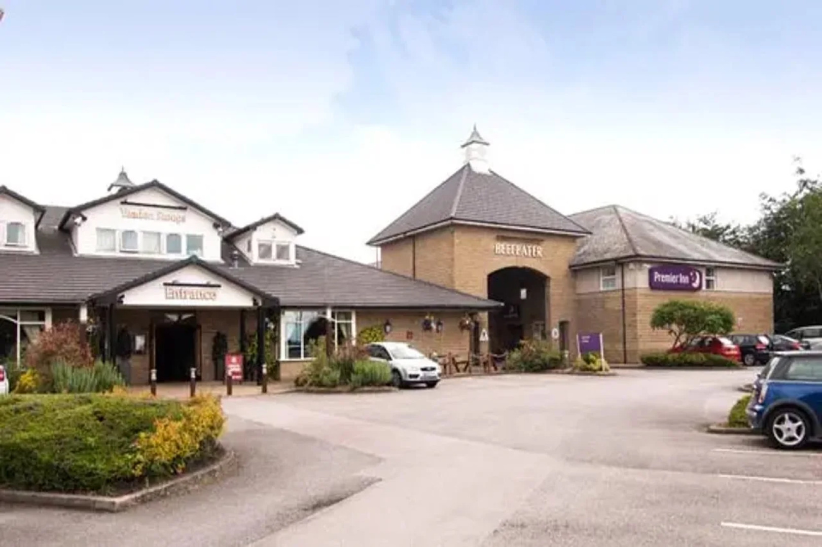 Premier Inn Leeds / Bradford Airport