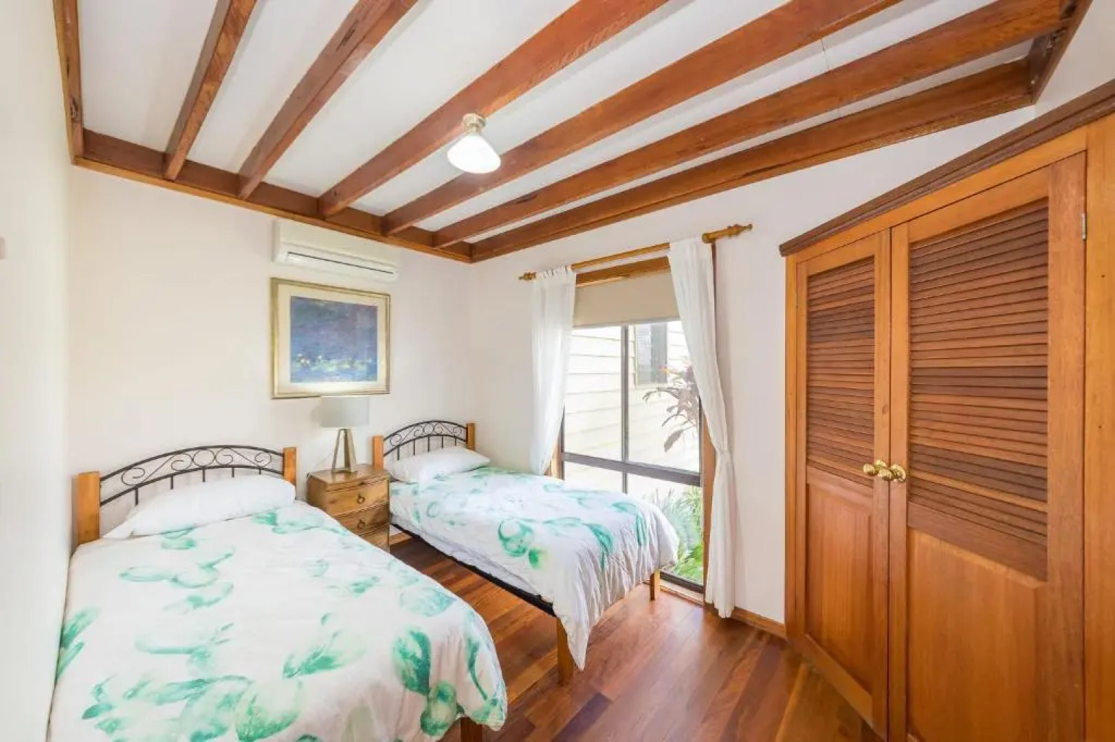 Clarendon Forest Retreat