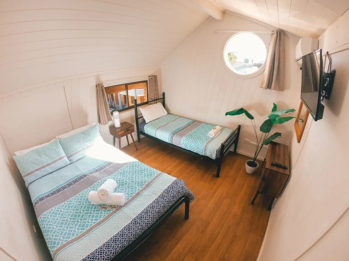 Aquarius Backpacker Resort