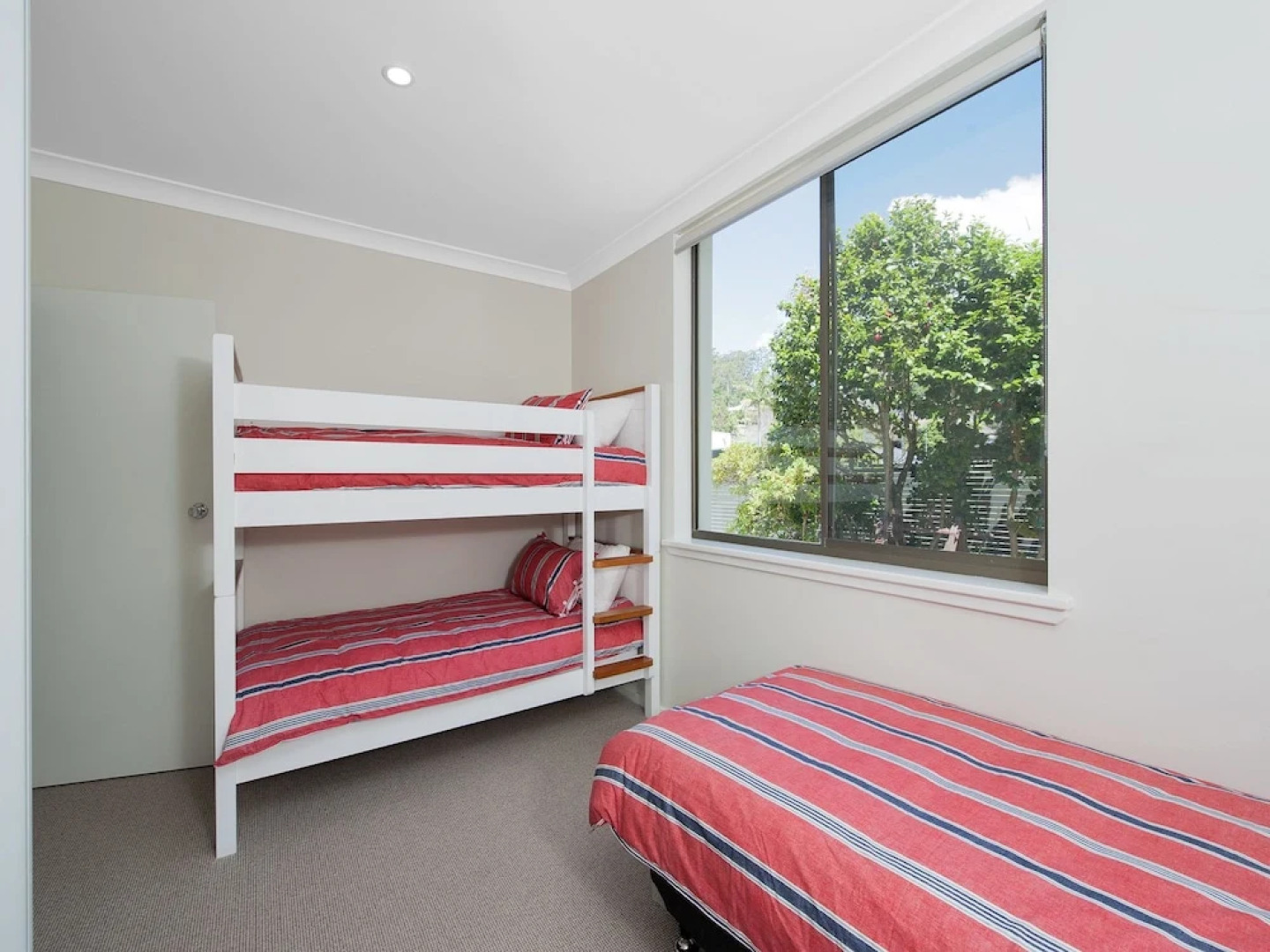 Whispering Sands at Corlette - 2