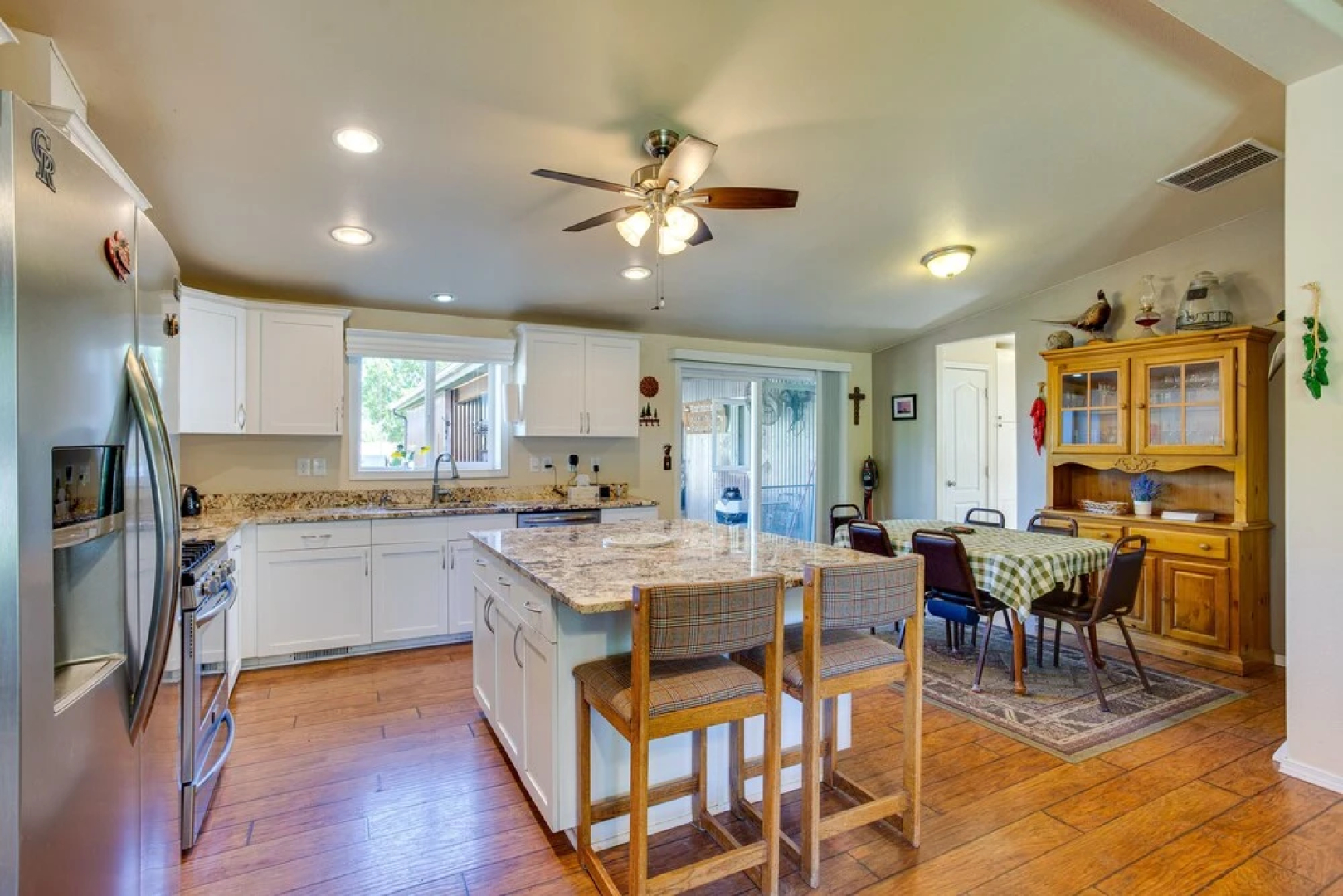 Spacious Home w/ Deck: 5 Mi to Ridgway State Park!